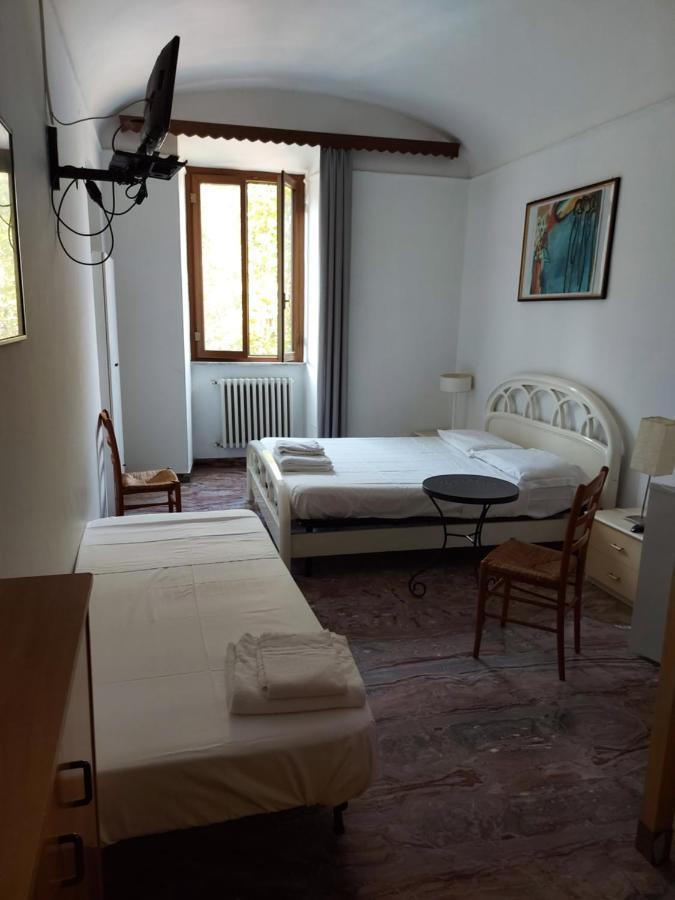 Vatican Rooms Guest House Рим Екстериор снимка