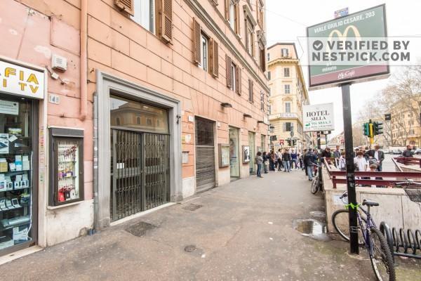 Vatican Rooms Guest House Рим Екстериор снимка
