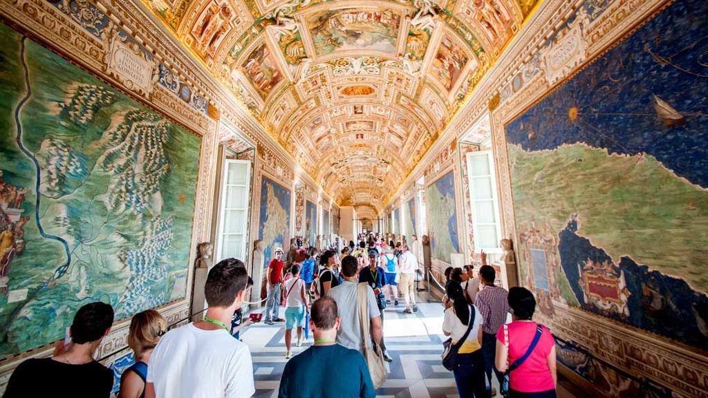Vatican Rooms Guest House Рим Екстериор снимка